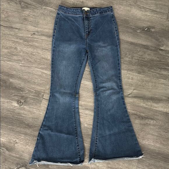 Chelsea & Violet Girls' Medium Wash Flare Jeans Size 14 - Picture 1 of 8